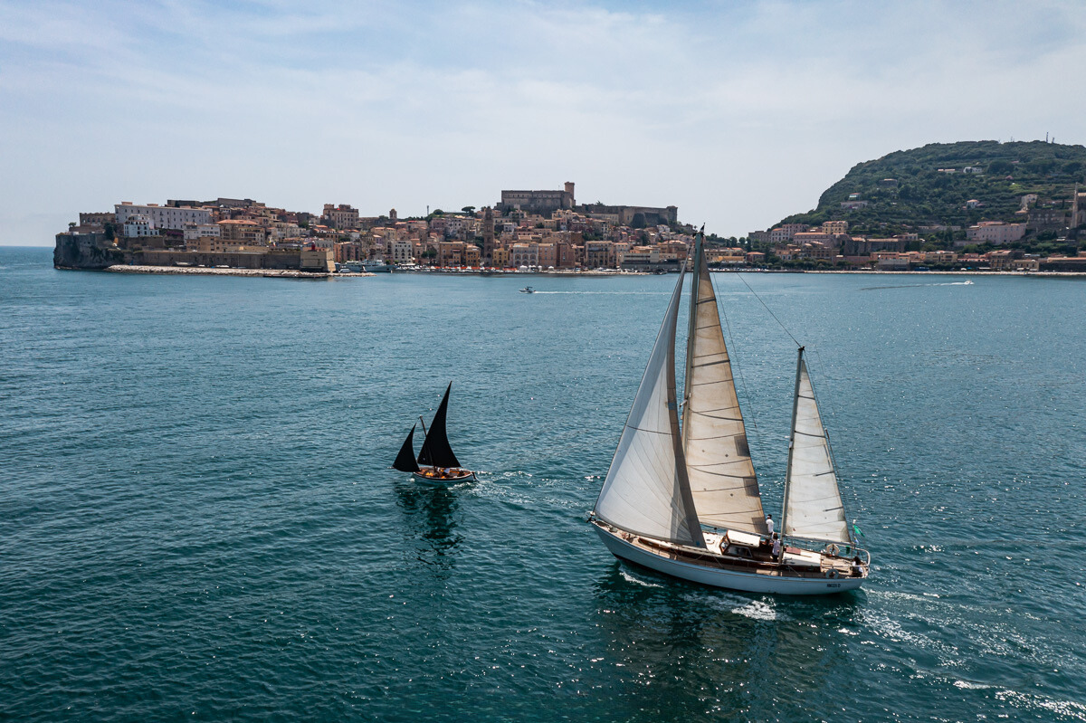 yacht club cafe gaeta